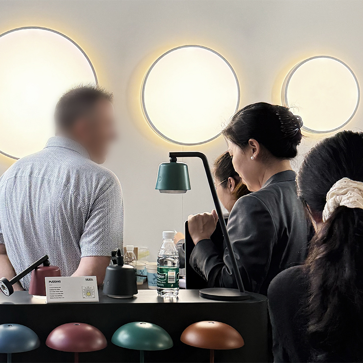 To light up the world, through light we meet | NEXOL Lighting-2025 HK Autumn Lighting Exhibition comes to a successful conclusion